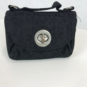 🌴 Baggallini black cross body mini bag